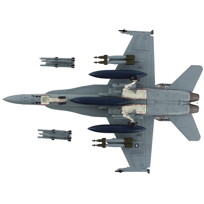 McDonnell Douglas F/A-18C Hornet Aircraft “NE400 VFA-34 Blue Blasters” (2015) United States Navy “Air Power Series” 1/72 Diecast Model by Hobby Master