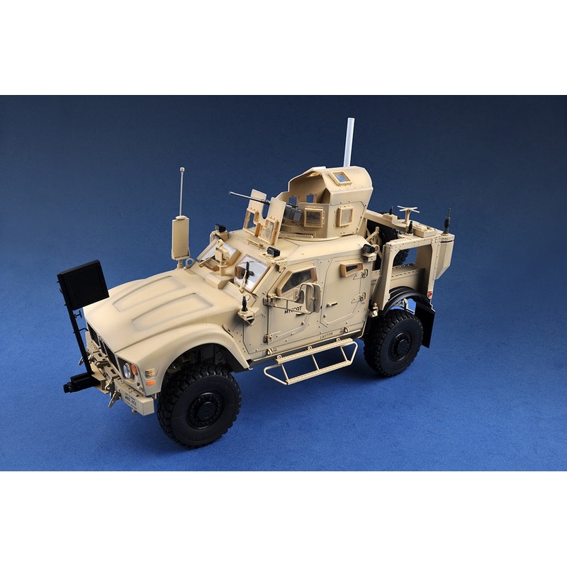 Trumpeter – 1/72 US M1240 M-ATV MRAP