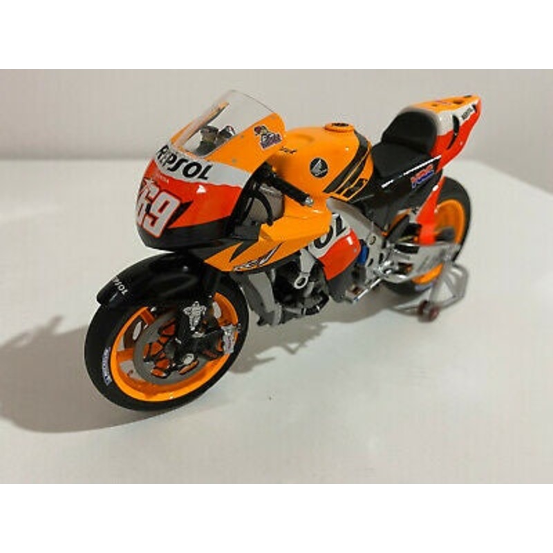 Minichamps – 1/12 Honda RC212V (N. Hayden) MotoGP 2007