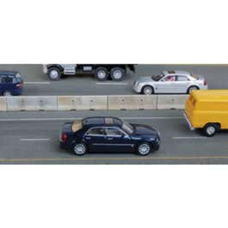 Walthers #949-4175 Jersey Barriers (24-Pack)