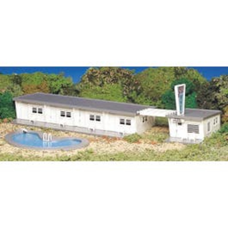Bachmann #45214 Motel Kit with Pool