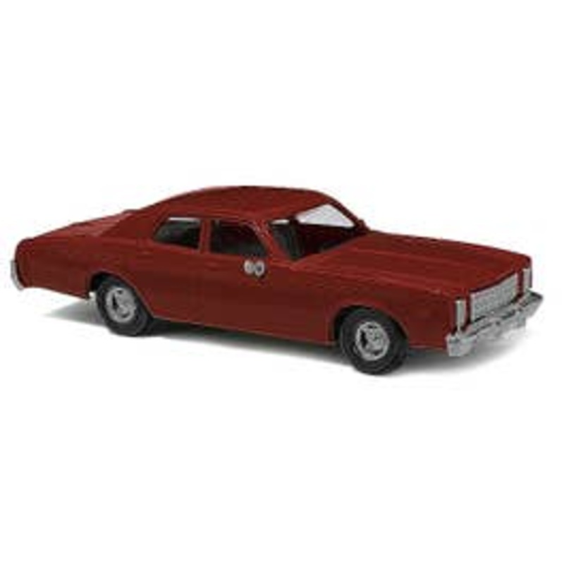 Busch 89121  HO Plymouth Fury, Brown