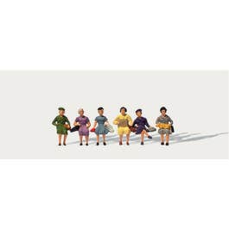 Preiser 210853  HO Traveler sitting (female)