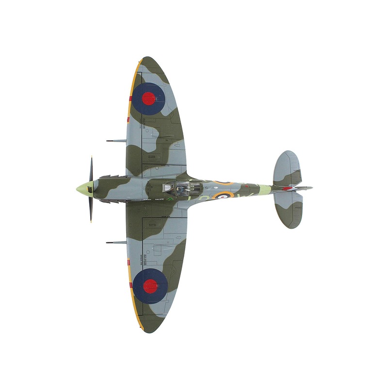 Supermarine Spitfire Mk Vb Fighter Aircraft “BM124 Squadron Leader Brendan ‘Paddy’ Finucane No. 602 Squadron” (1942) Royal Air Force “Air Power Series” 1/48 Diecast Model by Hobby Master