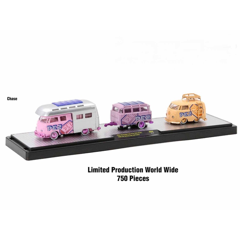 Auto Haulers Set of 3 Trucks Release 69 Limited Edition to 9000 pieces Worldwide 1/64 Diecast Model Cars by M2 Machines