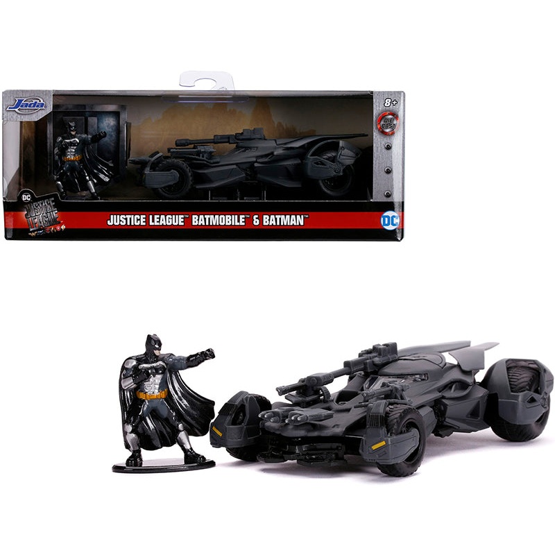 2017 Batmobile with Diecast Batman Figurine “Justice League” (2017) Movie “DC Comics” “Hollywood Rides” Series 1/32 Diecast Model Car by Jada