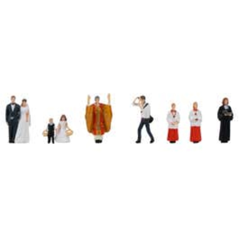 Faller 151610  HO Bride and bridegroom with parson