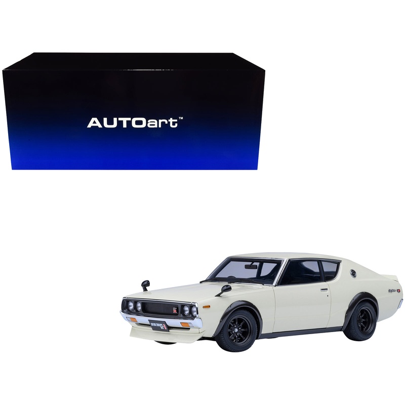 Nissan Skyline 2000GT-R (KPGC110) Tuned Version RHD (Right Hand Drive) White 1/18 Model Car by Autoart