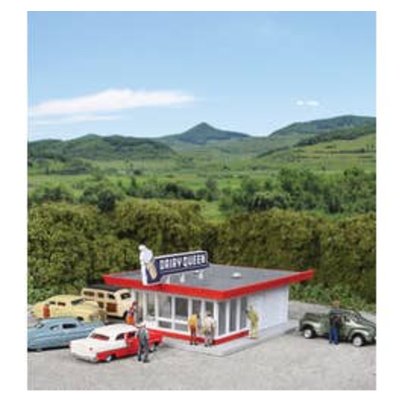 Walthers #933-3845 Vintage Dairy Queen — Kit