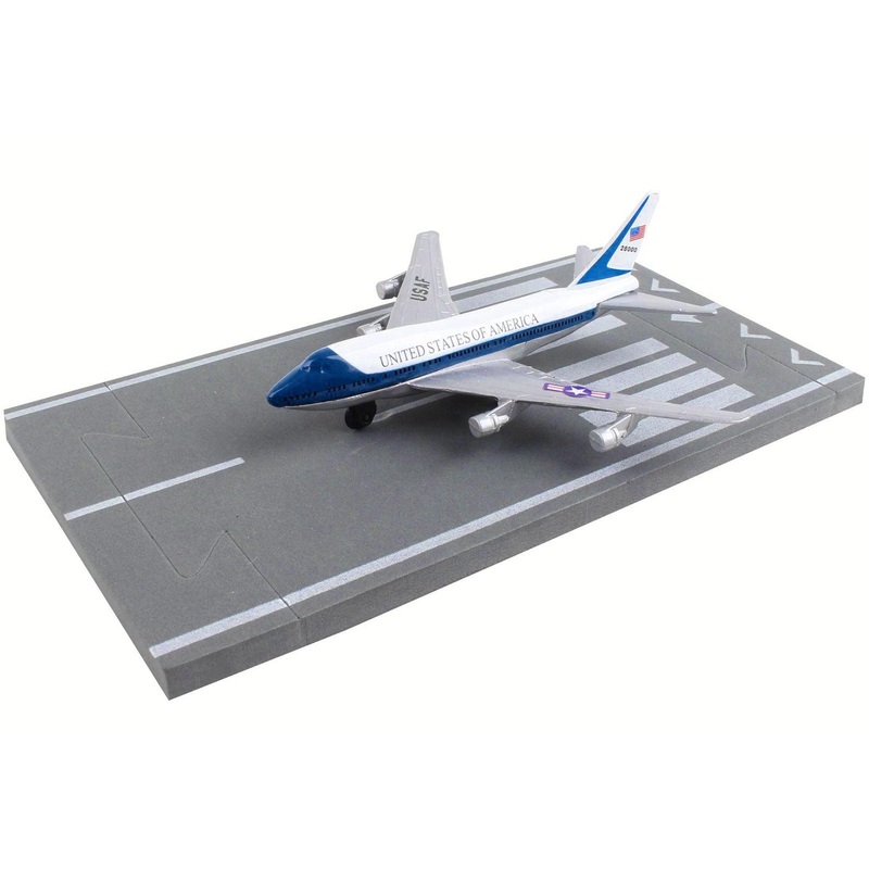 Boeing VC-25 Aircraft White and Blue “United States Air Force One” with Runway Section Diecast Model Airplane by Runway24