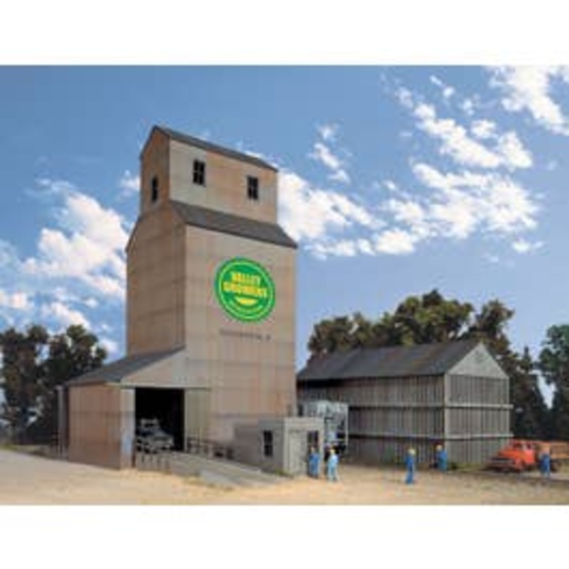 Walthers #933-3251 Valley Growers Association — Kit