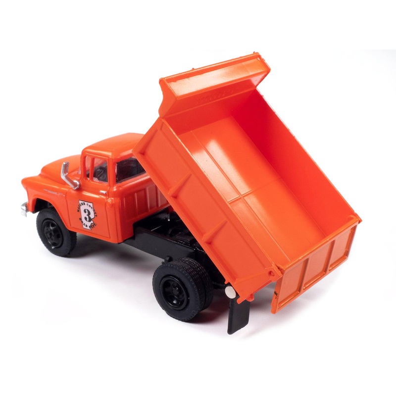 1955 Chevrolet Dump Truck Orange “Macomb County Road Department” 1/87 (HO) Scale Model by Classic Metal Works