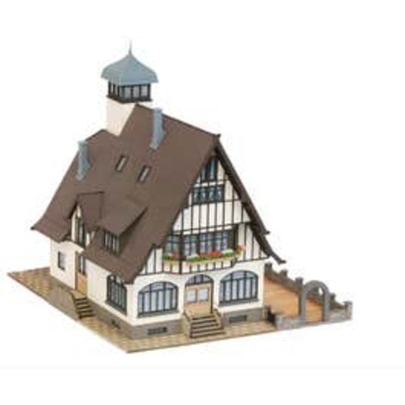 NOCH 66401  HO Tavern with Beer Garden kit