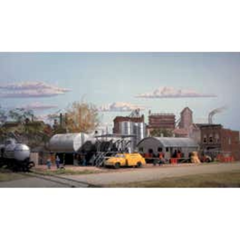 Walthers #933-3006 Interstate Fuel & Oil Co. — Kit