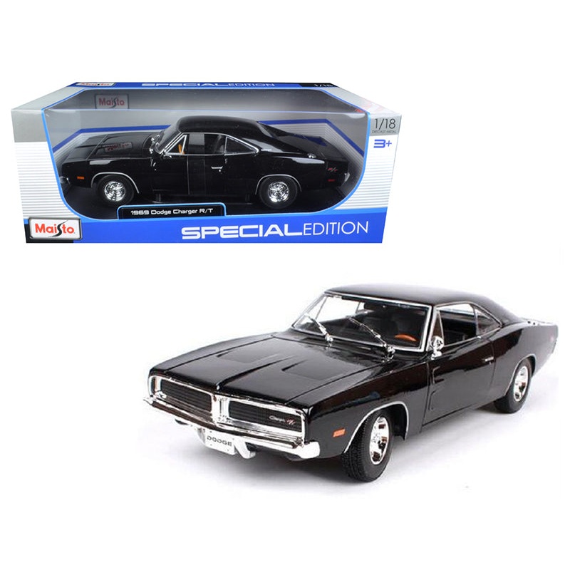1969 Dodge Charger R/T Black 1/18 Diecast Model Car by Maisto