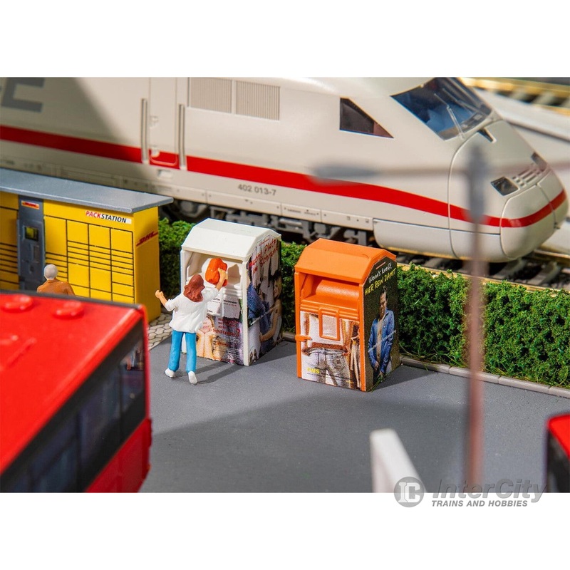 Faller 180341 HO 4 Old-clothes containers