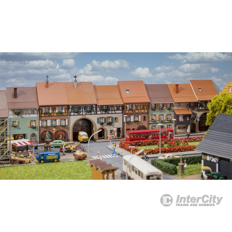 Faller 232174 N 6 Old-Town Relief houses