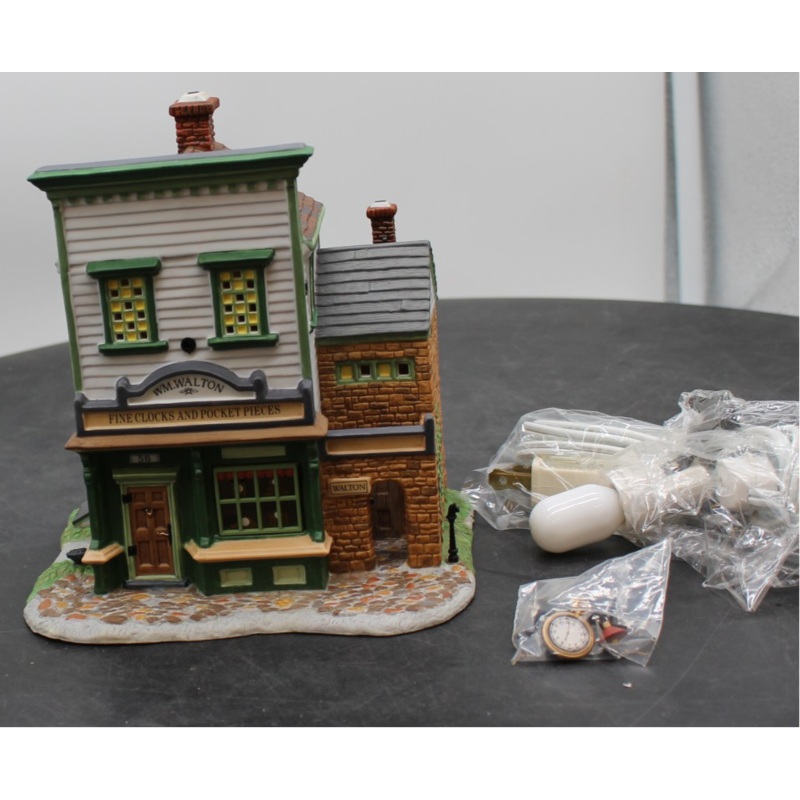 DEPT 56 56.56628 Walton Clocks Building  Like New