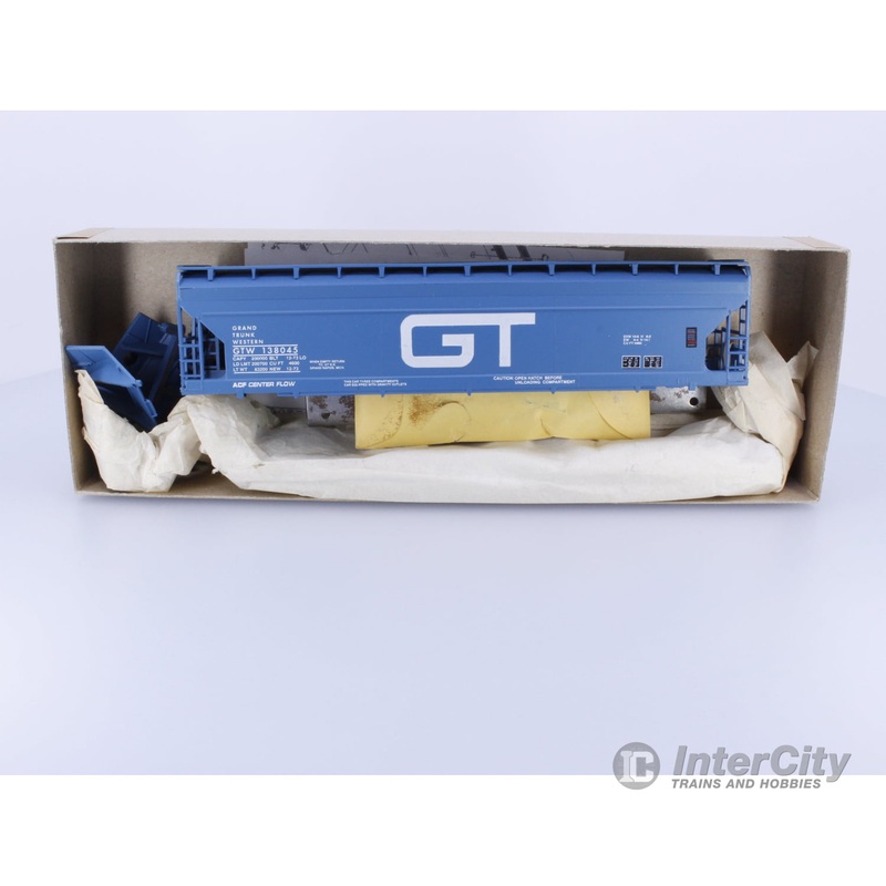 Athearn 1965 HO 55′ ACF Center Flow Hopper Kit Grand Trunk Western (GTW) 138045