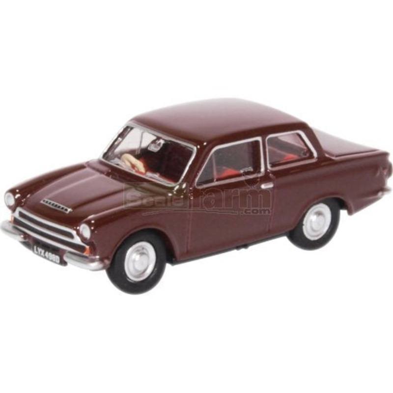 76COR1009 OXFORD DIECAST Ford Cortina Mk1 – Black Cherry
