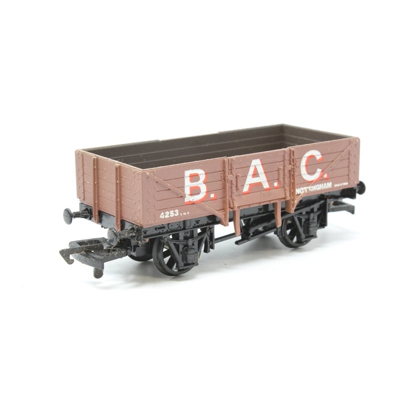 37456 MAINLINE 5 Plank Wagon B.A.C. – BOXED