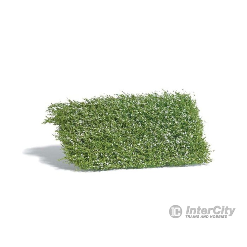 Busch 3595 Shrub Mat – White Flowering – 4-3/4 x 3-1/8 x 1-3/8″ 12 x 8 x 3.5cm