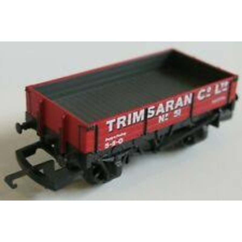 R403 HORNBY 3 plank wagon “TRIMSARAN Co LTD’. BOXED