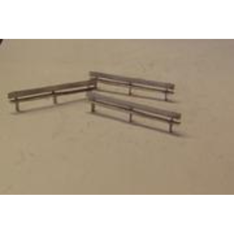 PW211 P&D MARSH  Long park benches/platform seats pack of 3 – unpainted – OO gauge