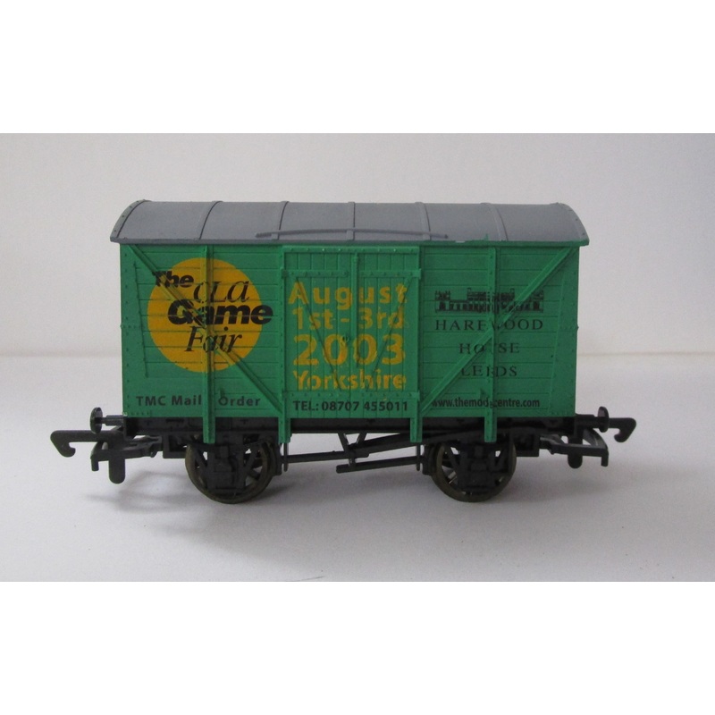 TMC-D001 DAPOL “CLA GAME FAIR Harrewood 2003”  Vent van special edition 121 of 137 – Boxed