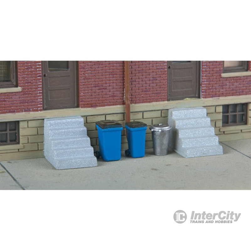 Walthers SceneMaster 4127 Vintage Garbage Cans & Recycling Bins — Kit (20)