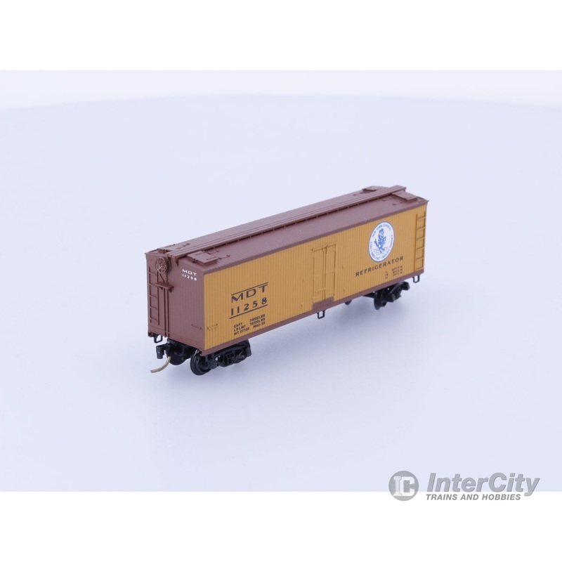 Micro Trains 47190 N Reefer, 40′, Wood Sheathed New York Central (NYC) 11258