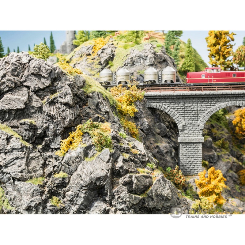 Noch 58462 HO, N, Z Rock Wall “Basalt”