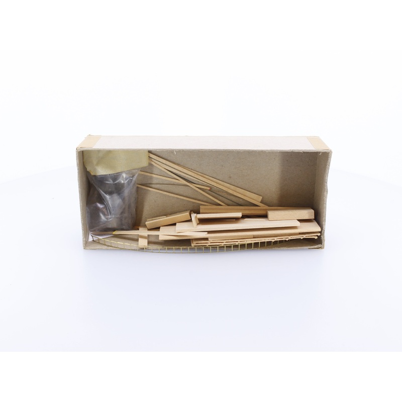 Quality Craft Models 353 HO 100 Ton Covered Hopper Kit Grand Trunk Western (GTW) (#2)