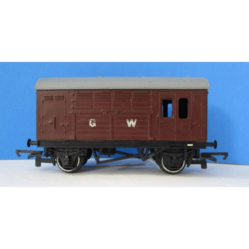 R123-P03 HORNBY Horse Box repainted in G.W. Brown – UNBOXED
