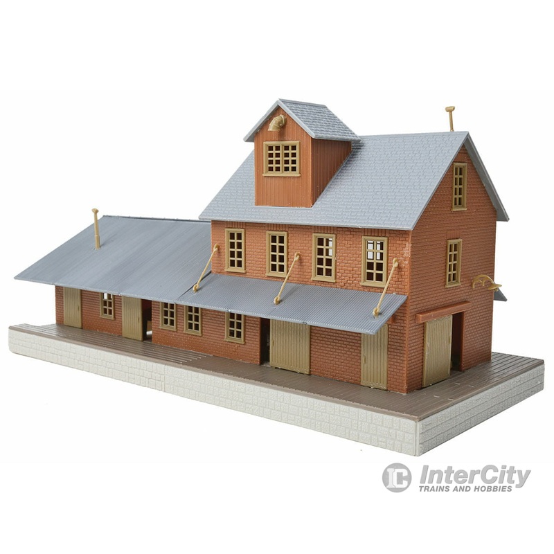 Walthers Trainline 918 Brick Freight House — Kit