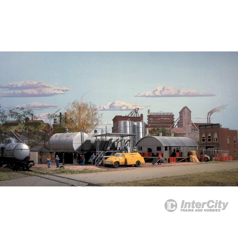 Walthers Cornerstone 3006 Interstate Fuel & Oil — Kit