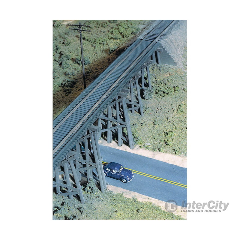 Walthers Cornerstone 3147 Trestle w/Deck Girder Bridge — Kit – 15-1/2 x 4 x 4″ 38.7 x 10 x 10cm