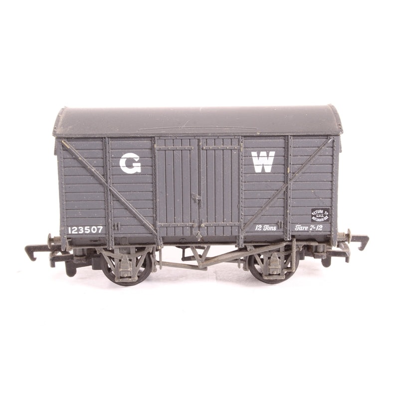 937414 MAINLINE  GWR 12T Double Vent Van 123507 – BOXED