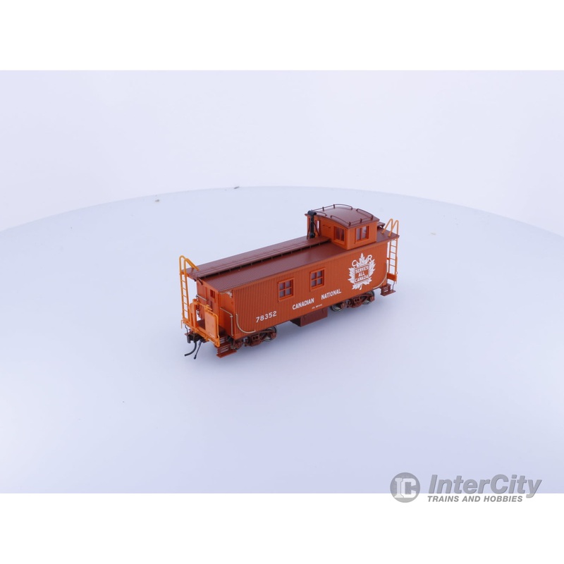Trueline Trains 301013 HO Gold Line Caboose Canadian National (CN) 78352