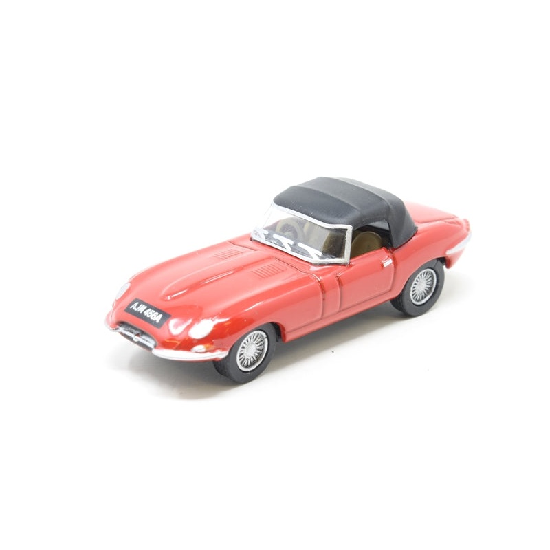 76ETYP011 OXFORD DIECAST Jaguar E Type DHC Closed Carmen Red