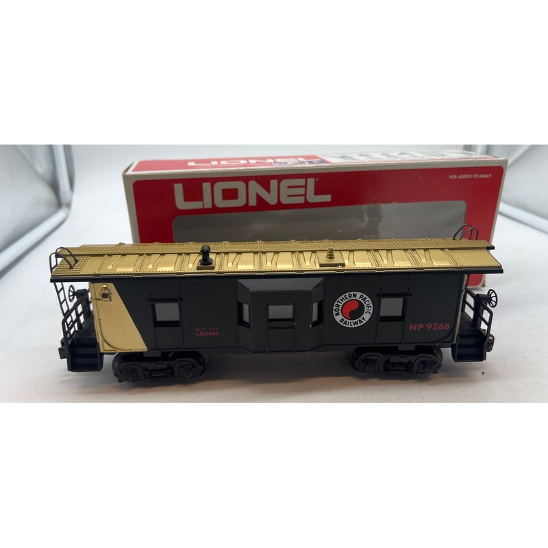Lionel 6-9177  NP  Northern Pacific Bay Window Caboose 9177 O SCALE Like New