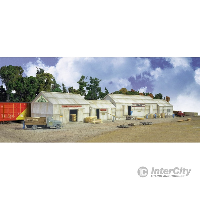 Walthers Cornerstone 2911 Clayton County Lumber — Kit