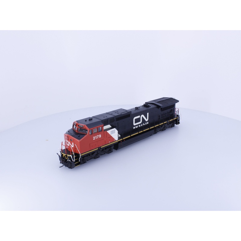 Atlas 10002311 HO Dash 8-40CW Diesel Locomotive ESU Sound Canadian National (CN) 2179 DCC & Sound