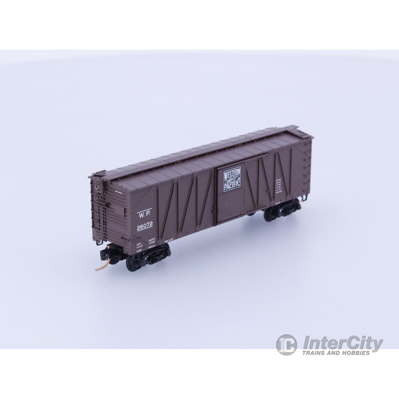 Micro Trains 28170 N Boxcar, 40′, Wood Sheathed, Outside Braced Western Pacific (WP) 26072