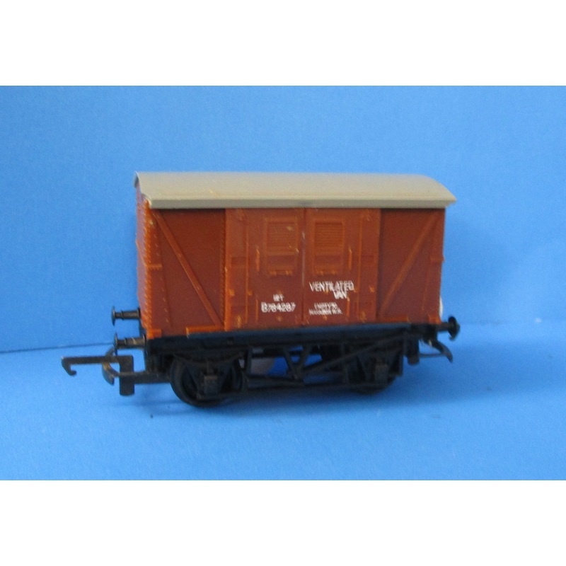 R205-P01 HORNBY BR Ventilated Van with Opening Doors B784287 – UNBOXED