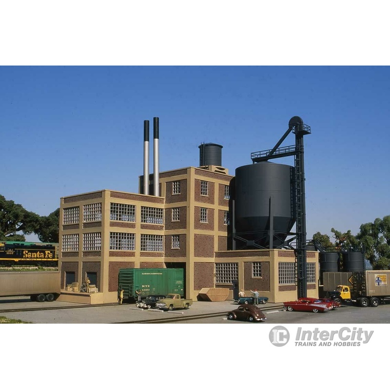 Walthers Cornerstone 4141 Tire Plant — Kit – 13-3/16 x 8-11/16 x 12″ 33.4 x 22 x 30.4cm