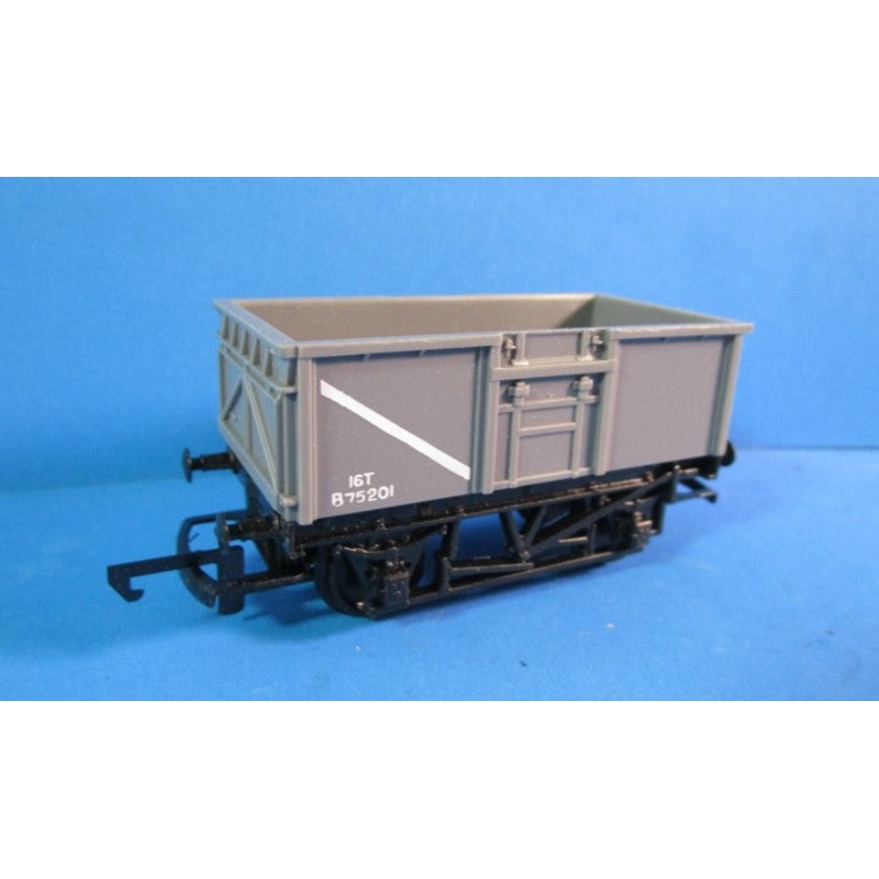 R243 HORNBY B.R 16 Ton Mineral Wagon B75201 – BOXED