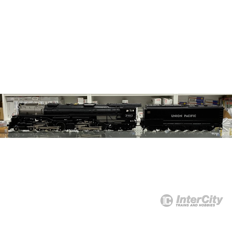 Key Imports O Scale Brass 4-6-6-4 Union Pacific Challenger 4-6-6-4 Late Oil Version Black & Graphite #3982