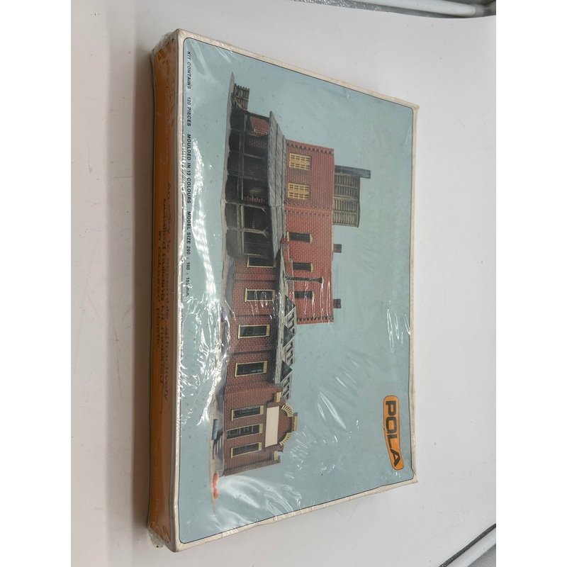 Pola 811 Engineering Works Building Kit HO/OO Scale NEW