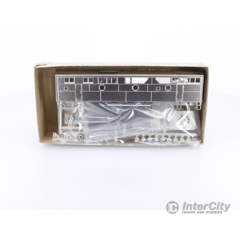 Highliners 1006 HO F-Series B-Unit Plated with Screens Kit Undecorated (#2)